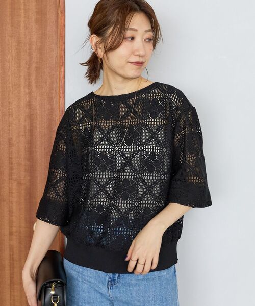 le.coeur blanc(ルクールブラン)の「《WEB限定》トーション風レースデザイントップス(Tシャツ/カットソー・レディース・ブラック/オフホワイト/アイボリー・38)」の1枚目の写真