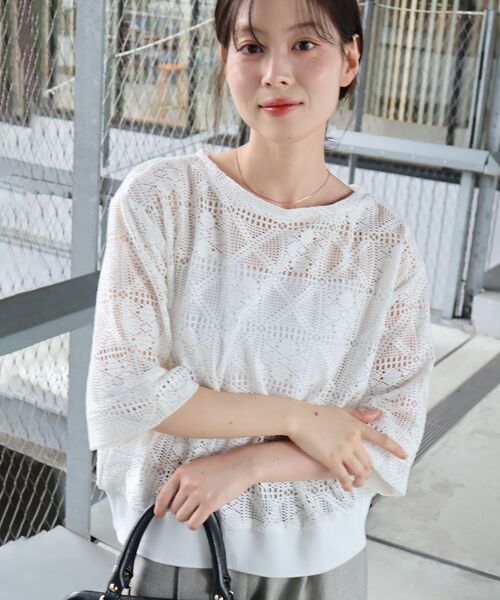 le.coeur blanc(ルクールブラン)の「《WEB限定》トーション風レースデザイントップス(Tシャツ/カットソー・レディース・ブラック/オフホワイト/アイボリー・38)」の5枚目の写真