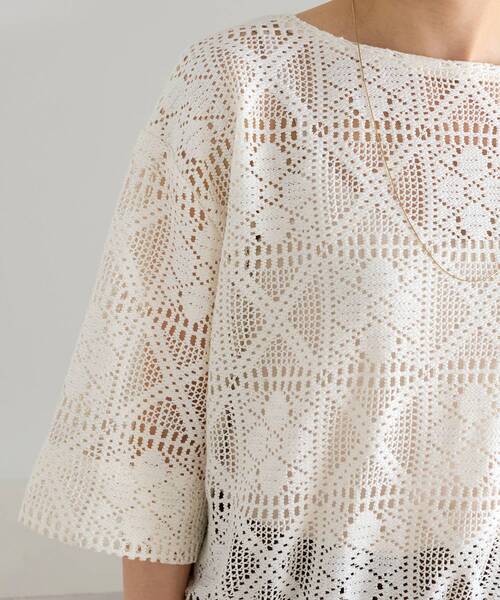 le.coeur blanc(ルクールブラン)の「《WEB限定》トーション風レースデザイントップス(Tシャツ/カットソー・レディース・ブラック/オフホワイト/アイボリー・38)」の21枚目の写真