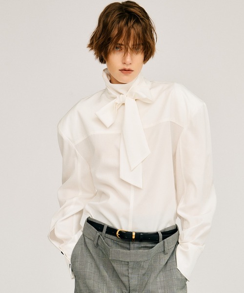 PRANK PROJECT(プランクプロジェクト)の「【2026Autumn Pre-Order】ハイネックパワショルシャツ / High-Neck Power Shoulder Shirt(シャツ/ブラウス・レディース・ブラック/ボルドー/ホワイト・FREE)」の1枚目の写真