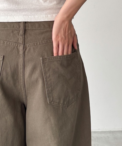 CANAL JEAN(キャナルジーン)の「diggity ツイルバミューダパンツ(その他パンツ・レディース・カーキ/ブラック・SMALL/MEDIUM)」の6枚目の写真