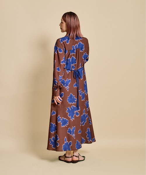 LHELBIE(レルビエ)の「ブラーリーパターンワンピース(ワンピース・レディース・ライトベージュ/ブラウン/ブラック・M)」の18枚目の写真