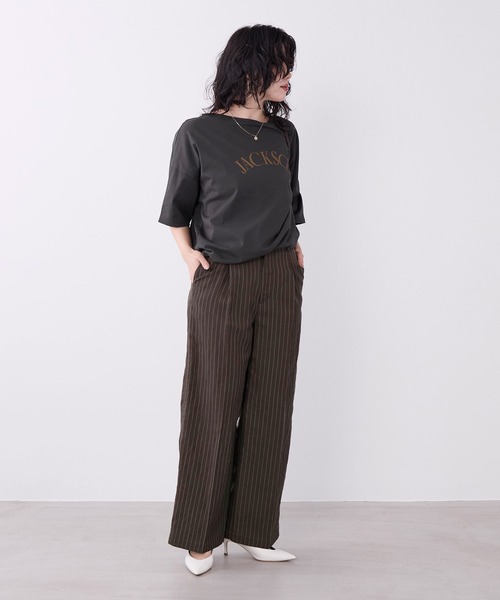MICA&DEAL（マイカ＆ディール）の「"JACKSON"ロゴプリントハーフスリーブTシャツ（Tシャツ/カットソー・レディース・チャコールグレー/ブラウン/ライトグレー・FREE）」の8枚目の写真