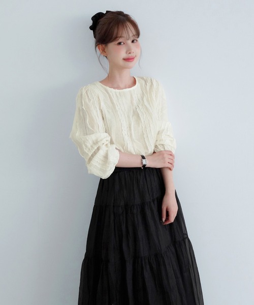 by muni:r(バイ ムニール)の「シアーパールティアードロングスカート/2026 AW COLLECTION(スカート・レディース・ホワイト/グレイッシュベージュ/ブラック・FREE)」の8枚目の写真