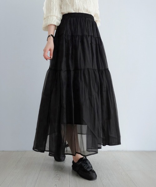 by muni:r(バイ ムニール)の「シアーパールティアードロングスカート/2026 AW COLLECTION(スカート・レディース・ホワイト/グレイッシュベージュ/ブラック・FREE)」の19枚目の写真