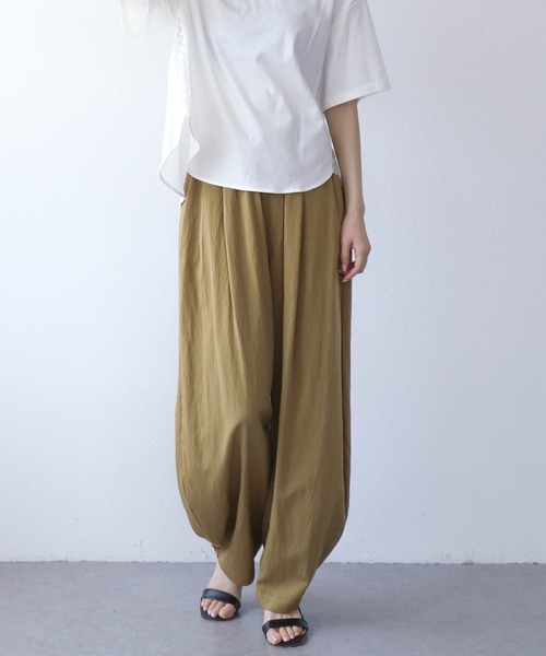 Jines(ジネス)の「ソフトモロッコパンツ(その他パンツ・レディース・グレー/キャメル・38)」の6枚目の写真