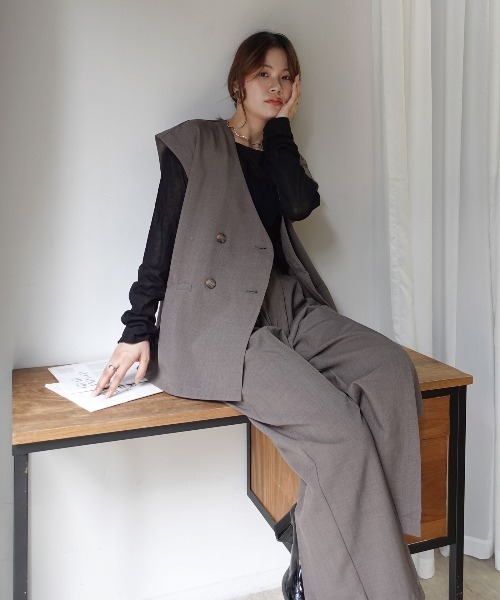 CORNERS(コーナーズ)の「リネンライクベストセットアップ(ワンピース・レディース・ブラック/ブラウン/アイボリー・M)」の3枚目の写真