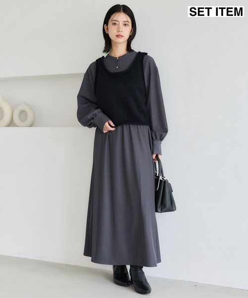 mysty woman(ミスティウーマン)の「【WEB限定/セットアイテム】ニットベストセットワンピース 1086732(ワンピース・レディース・ブラック/ベージュ・FREE)」の2枚目の写真