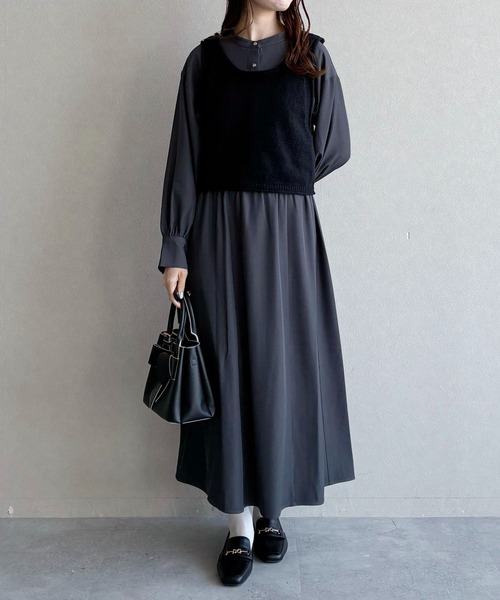 mysty woman(ミスティウーマン)の「【WEB限定/セットアイテム】ニットベストセットワンピース 1086732(ワンピース・レディース・ブラック/ベージュ・FREE)」の12枚目の写真