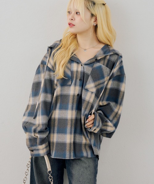Another Branch olive des olive(アナザーブランチオリーブデオリーブ)の「チェックフードシャツ(シャツ/ブラウス・レディース・ボルドー/ブラック/ブルー/ターコイズブルー/オフホワイト・FREE)」の9枚目の写真