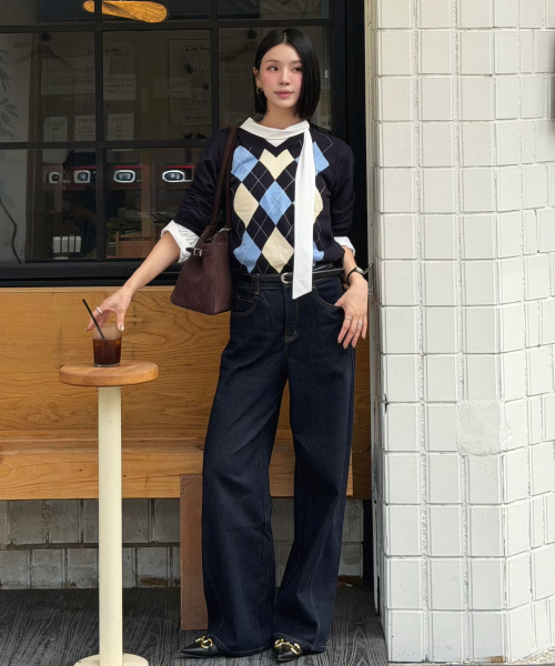 MIND BRIDGE WOMEN（マインドブリッジウーマン）の「[W] カーブドワイド インディゴステッチ デニムパンツ（デニムパンツ・レディース・インディゴブルー・SMALL/MEDIUM/LARGE）」の3枚目の写真