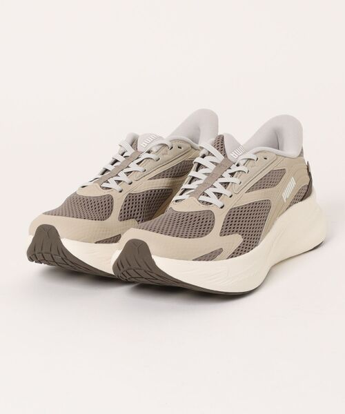 PUMA（プーマ）の「504 ﾏｯｸｽｽﾄﾗｲﾄﾞ LITE（スニーカー・メンズ・ブラック/グレー・26.5cm/27.5cm/27.0cm/28.0cm/26.0cm/25.5cm）」の2枚目の写真