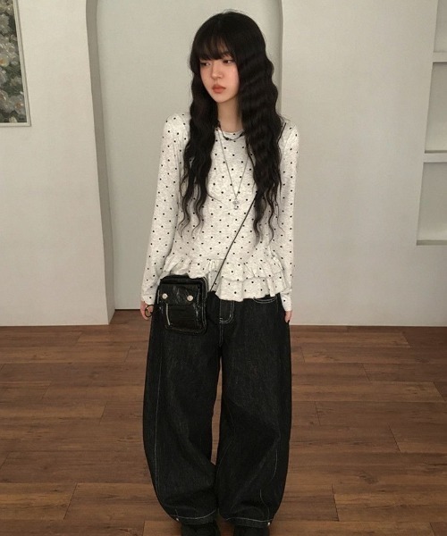 Teem Store(チームストア)の「ドット柄ティアードフリルペプラムロンT(Tシャツ/カットソー・レディース・グレー・M)」の3枚目の写真