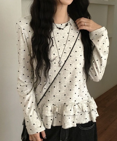 Teem Store(チームストア)の「ドット柄ティアードフリルペプラムロンT(Tシャツ/カットソー・レディース・グレー・M)」の4枚目の写真
