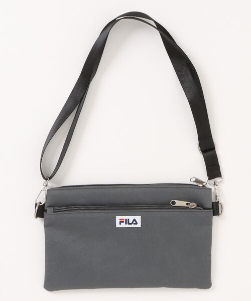 FILA(フィラ)の「【FILA/フィラ】【シンプルなデザインでデイリー使いしやすい】横型ショルダーバッグ 薄型 ブランドロゴ シンプル ユニセックス(ショルダーバッグ・メンズ・グレー・FREE)」の2枚目の写真