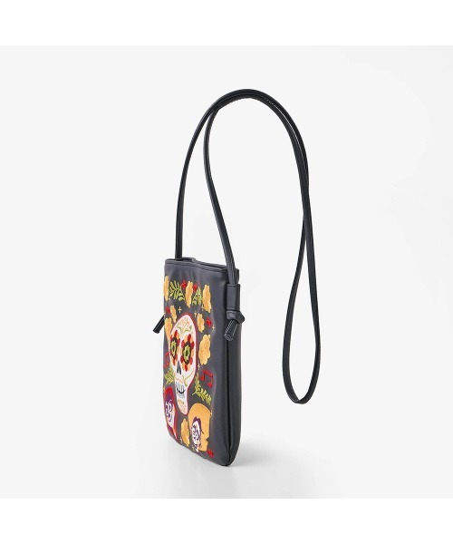 Disney(ディズニー)の「刺繍ショルダーバッグ「リメンバー・ミー」(ショルダーバッグ・レディース・ブラック・-)」の6枚目の写真