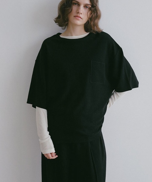ETRE TOKYO(エトレトウキョウ)の「オーバーサイズパイルTee(Tシャツ/カットソー・レディース・ブラック/ホワイト/ベージュ・FREE)」の3枚目の写真