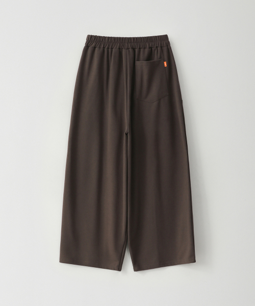 PUFF PUFF DEPT(パフパフ・デプト)の「カーブドバレルスウェットパンツ BROWN(スウェットパンツ・レディース・その他・MEDIUM/LARGE/X-LARGE)」の2枚目の写真