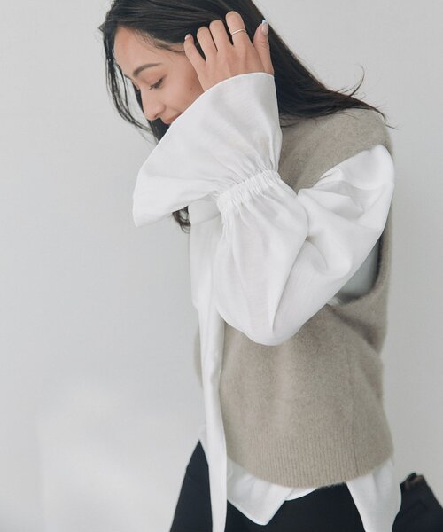 RIVE DROITE（リヴドロワ）の「ボウタイギャザーカフスブラウス（秋服/冬服/オフィスカジュアル）（シャツ/ブラウス・レディース・ブラック/オフホワイト・FREE）」の12枚目の写真