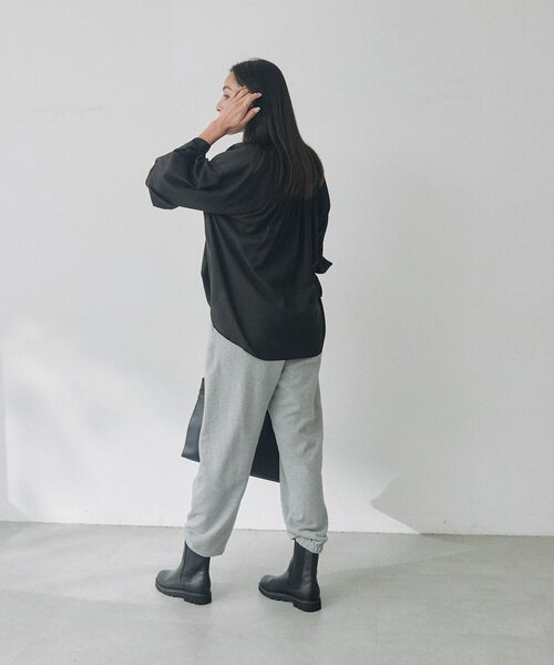 RIVE DROITE（リヴドロワ）の「ボウタイギャザーカフスブラウス（秋服/冬服/オフィスカジュアル）（シャツ/ブラウス・レディース・ブラック/オフホワイト・FREE）」の17枚目の写真