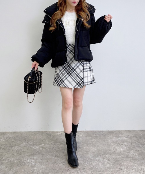 INGNI(イング)の「【WEB限定】ビッグフードエコダウン(ダウンジャケット/コート・レディース・ライトベージュ/オフホワイト/グレー系その他/ブラック・M)」の22枚目の写真