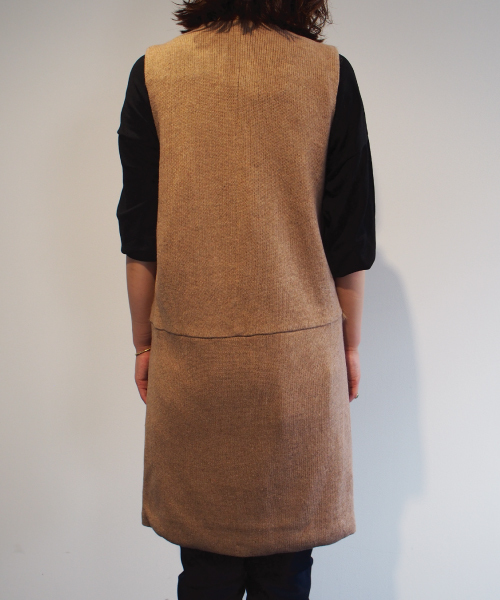 INTERPLANET（インタープラネット）の「ラビットファーニットジレベスト（ベスト・レディース・チャコールグレー/キャメル/ライトグレー・FREE）」の14枚目の写真