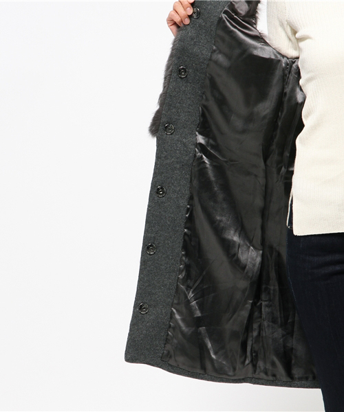 INTERPLANET（インタープラネット）の「ラビットファーニットジレベスト（ベスト・レディース・チャコールグレー/キャメル/ライトグレー・FREE）」の10枚目の写真