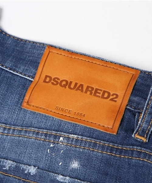 DSQUARED2（ディースクエアード）の「SHORSTS /KAWAII SHORTS /THE SLASHER WASH（デニムパンツ・レディース・インディゴブルー・36/34）」の14枚目の写真