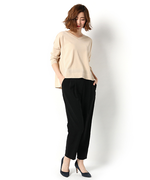 HELIOPOLE（エリオポール）の「テーパード バナナパンツ（その他パンツ・レディース・ブラック/ベージュ/ネイビー・38/34/36）」の14枚目の写真