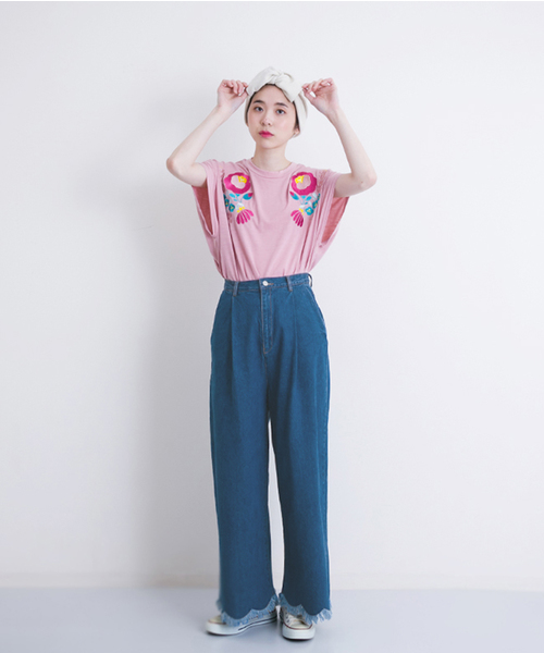 MERLOT（メルロー）の「スカラップフリンジヘムデニムワイドパンツ615-8527（デニムパンツ・レディース・ネイビー/ライトブルー/ブルー・FREE）」の18枚目の写真