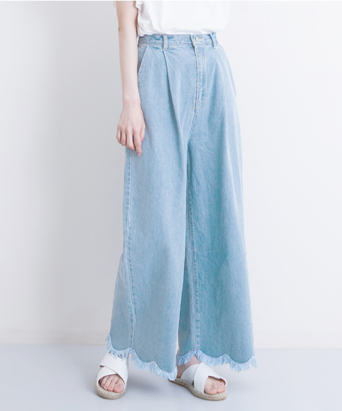 MERLOT（メルロー）の「スカラップフリンジヘムデニムワイドパンツ615-8527（デニムパンツ・レディース・ネイビー/ライトブルー/ブルー・FREE）」の5枚目の写真