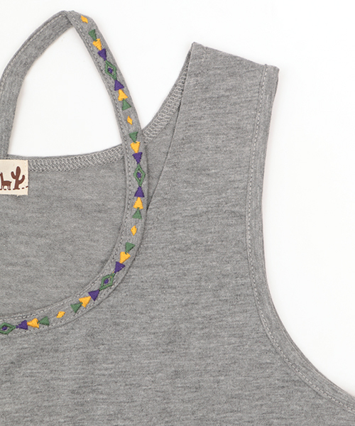 チチカカ（チチカカ）の「ネイティブ刺繍タンクトップ（タンクトップ・レディース・グレー/ブラック/ホワイト・FREE）」の10枚目の写真