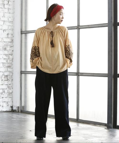 coen（コーエン）の「コーデュロイワイドパンツ(2017FW)（その他パンツ・レディース・ネイビー/ベージュ/グレー/オフホワイト・SMALL/MEDIUM/LARGE）」の8枚目の写真