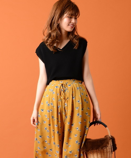 natural couture（ナチュラルクチュール）の「スカラップノースリニット（ニット/セーター・レディース・ブラック/キャメル/ターコイズブルー/ピンク・FREE）」の20枚目の写真