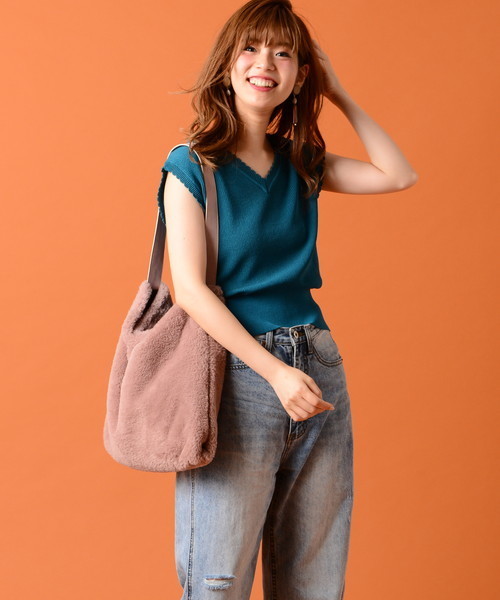 natural couture（ナチュラルクチュール）の「スカラップノースリニット（ニット/セーター・レディース・ブラック/キャメル/ターコイズブルー/ピンク・FREE）」の13枚目の写真