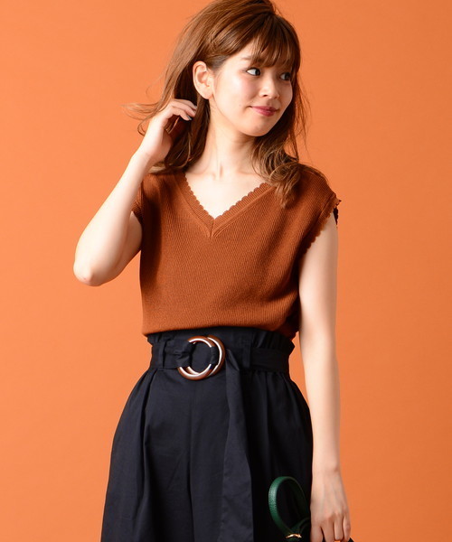 natural couture（ナチュラルクチュール）の「スカラップノースリニット（ニット/セーター・レディース・ブラック/キャメル/ターコイズブルー/ピンク・FREE）」の16枚目の写真