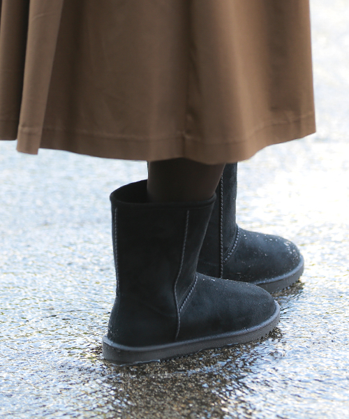 welleg（ウェレッグ）の「完全防水 レイン フェイク ファー ムートンブーツ（ブーツ・レディース・ブラック/キャメル/ダークブラウン/グレイッシュベージュ・S/M/L/LL/4L/3L）」の8枚目の写真