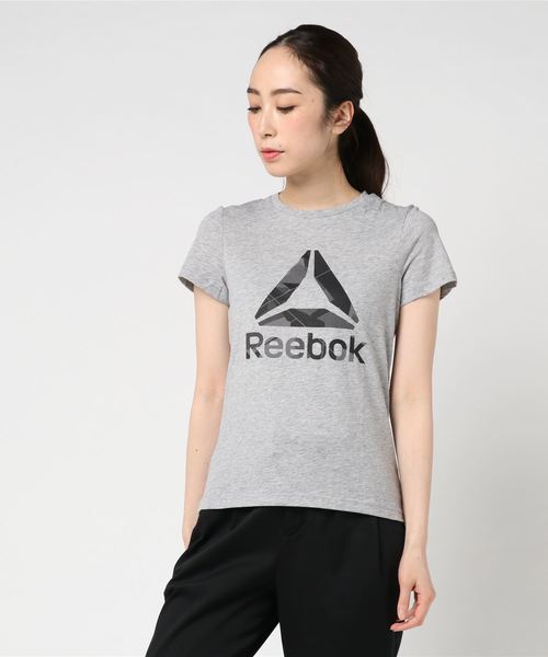 Reebok(リーボック)の「WOR DELTA ロゴ グラフィック ショートスリーブTシャツ(Tシャツ/カットソー・レディース・ブラック/ホワイト/グレー・MEDIUM/X-LARGE/SMALL/LARGE)」の3枚目の写真