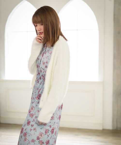 tocco フラワー付きほわほわジャギーニットロングカーディガン tocco closet（トッコ クローゼット）の「飾りフラワー付シャギー