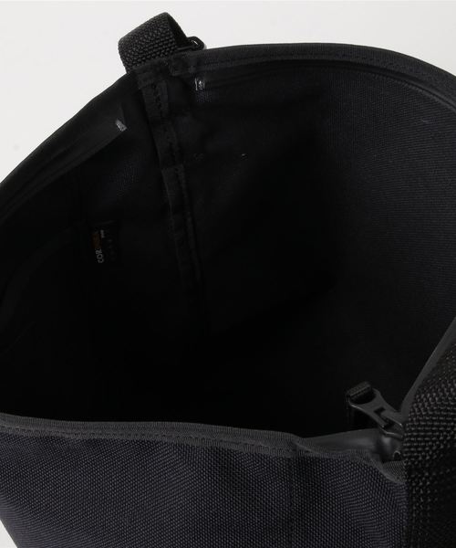 Esperanto(エスペラント)の「esperanto (エスペラント) / コーデュラ1000 サコッシュ バッグ(ショルダーバッグ・メンズ・ブラック/エンジ/ベージュ/ネイビー/グレー/オリーブ/ブルー/カモフラージュ・FREE)」の10枚目の写真