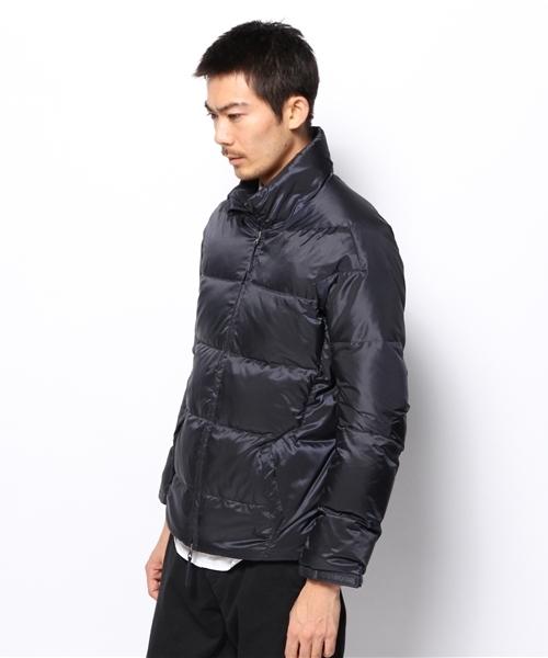 BEAUTY&YOUTH UNITED ARROWS(ビューティーアンドユースユナイテッドアローズ)の「<DISAERAN>STAND DOWN JACKET/ダウンジャケット◆§(ダウンジャケット/コート・メンズ・ベージュ/ネイビー/パープル・SMALL/MEDIUM/LARGE)」の5枚目の写真
