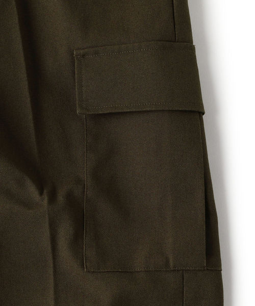 SHIPS（シップス）の「【Begin5月号掲載】SC: ジャストレングス ホップサック カーゴパンツ（カーゴパンツ・メンズ・ブラック/グレー/オリーブ・SMALL/MEDIUM/LARGE/X-LARGE）」の13枚目の写真