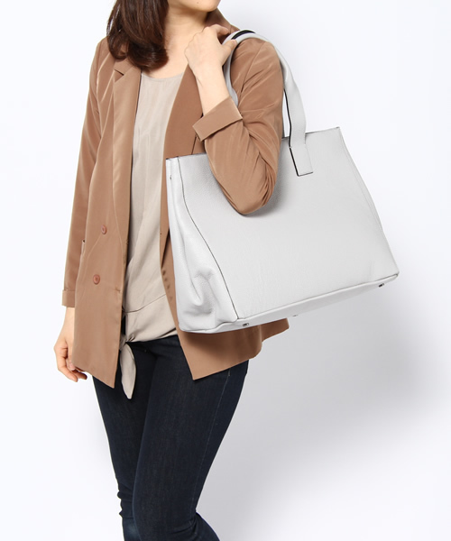 ✨激レア✨カルバンクライン トートバッグ ビジネスバッグ レザー ロゴプレート ✨激レア✨カルバンクライン トートバッグ ビジネスバッグ レザー ロゴ