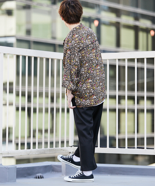 kutir（クティール）の「【ビックシルエット】　パイピングオープンカラーシャツ（シャツ/ブラウス・メンズ・チャコールグレー/ブラック/オフホワイト/ダークグレー/ベージュ・MEDIUM/LARGE）」の7枚目の写真