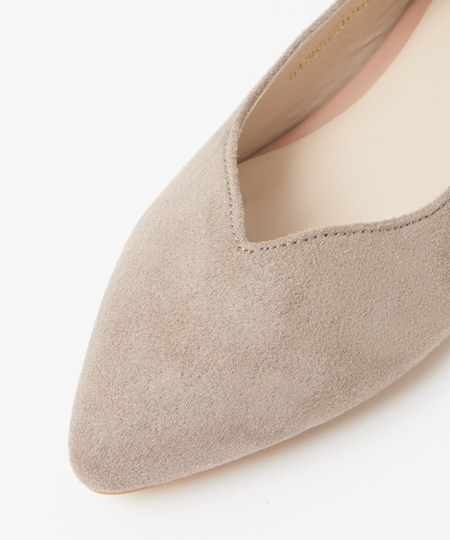 Au BANNISTER(オゥバニスター)の「【販売店舗限定】フラワーカットカッターパンプス(パンプス・レディース・ベージュ/グレー/マスタード/ブラック/ゴールド・38/39/35/36/37)」の14枚目の写真