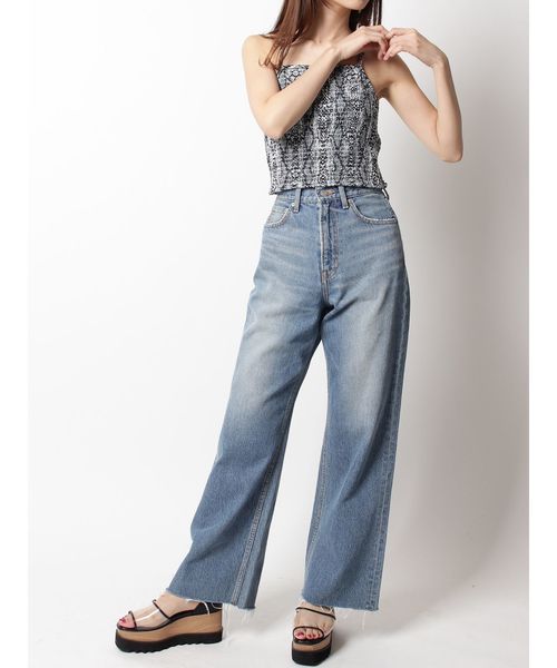 EVRIS（エヴリス）の「SIMPLE バギーDENIM パンツ（デニムパンツ・レディース・ホワイト/ライトブルー・SMALL/MEDIUM）」の5枚目の写真