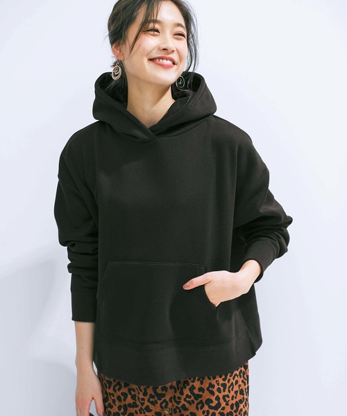 GeeRA（ジーラ）の「裏起毛スリット入りワイドパーカー（パーカー・レディース・ブラック/パープル/モカ/ブルー・SMALL/MEDIUM/LARGE/X-LARGE/XX-LARGE）」の2枚目の写真