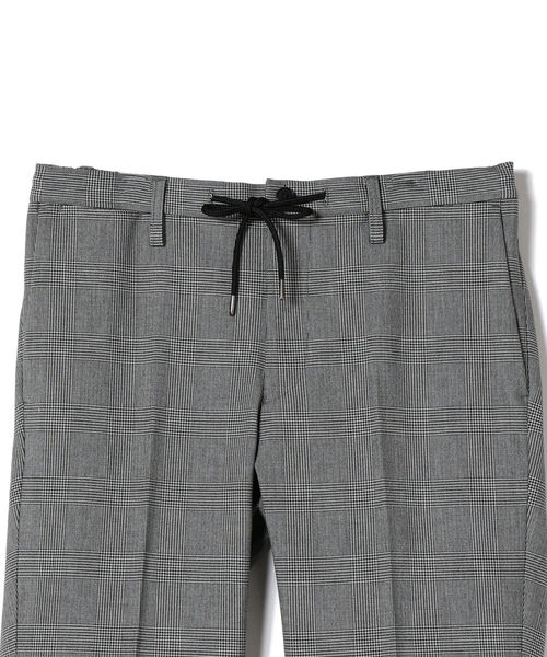 SHIPS JET BLUE（シップスジェットブルー）の「SHIPS JET BLUE: サーモライト スリムチェックパンツ（その他パンツ・メンズ・グレー/ブラック・LARGE/X-SMALL/SMALL/MEDIUM）」の3枚目の写真