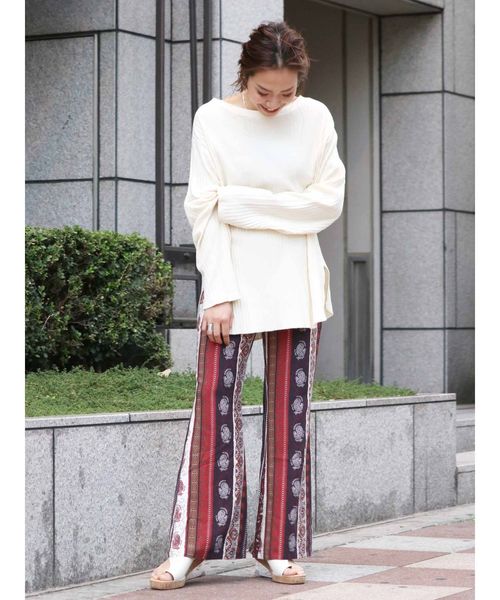 Ungrid（アングリッド）の「エスニックフレアパンツ（その他パンツ・レディース・レッド/ブルー・FREE）」の3枚目の写真