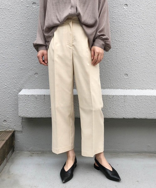 PICCIN(ピッチン)の「バックスリットストレートパンツ(その他パンツ・レディース・オフホワイト/オレンジ/ライトグリーン・M)」の4枚目の写真